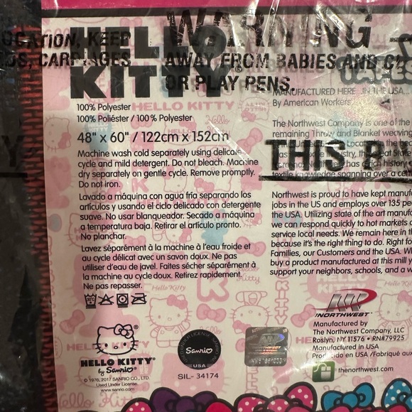 Hello kitty throw blanket - Picture 4 of 5